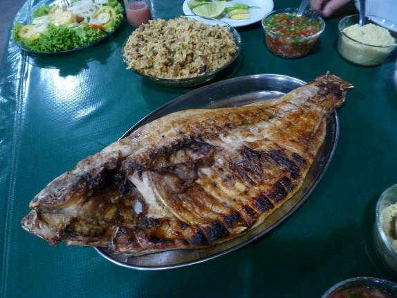 Jantando um bel tambaqui em Boa Vista, capital de Roraima